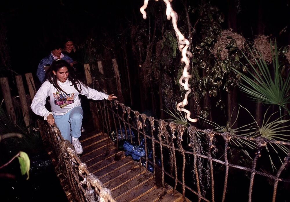 fright nights 1991 dungeon of terror image source hhn website